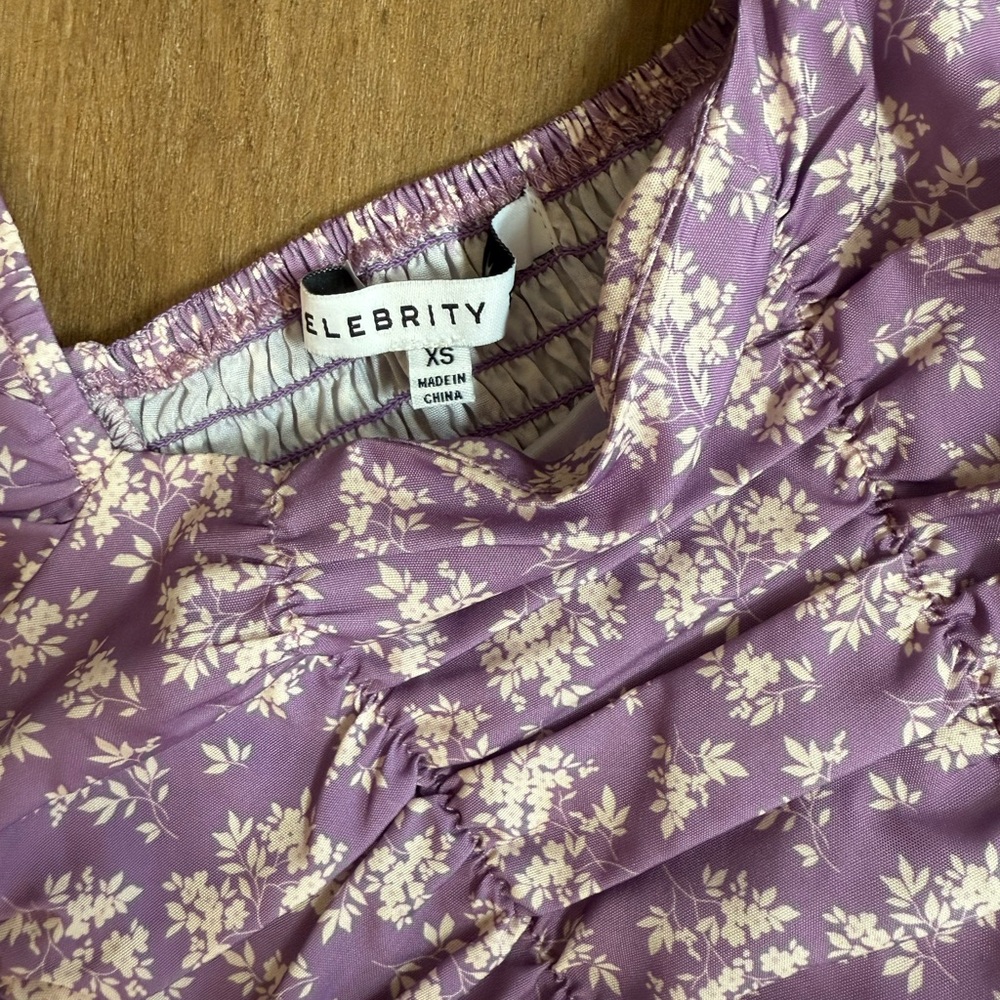 Purple Ruched Crop Top ✨ - Picture 2 of 2